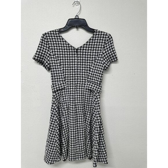 DKNY Women's Petite V-Neck Button-Trim Gingham Check Dress - Black Ivory 2P - Picture 3 of 5